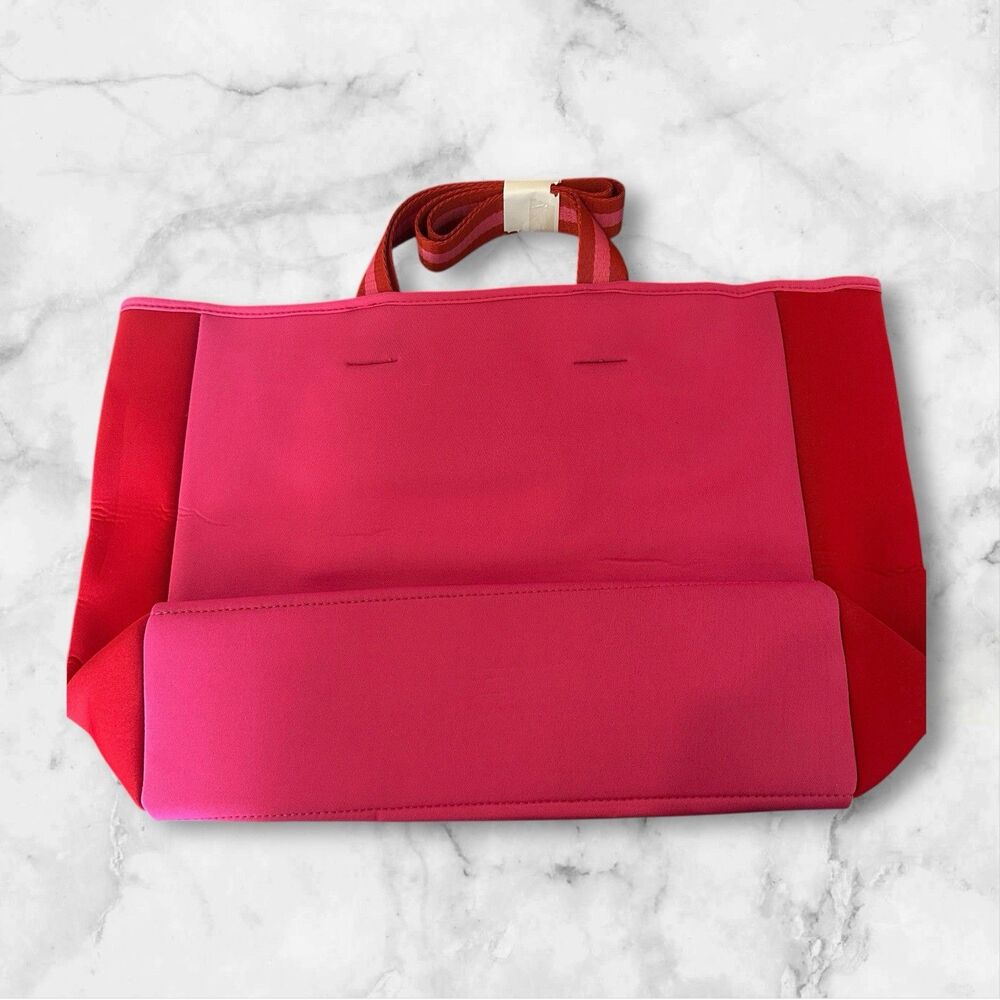 Summersalt The Perfect Beach Tote Red Pink Neoprene Water Resistant Pool NWT